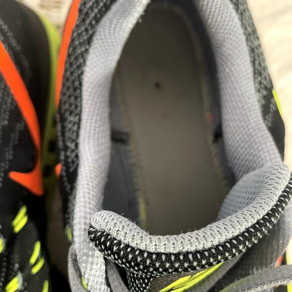 Nike Size 12 Zoom Air Structure 18 Running sneakers shoes Men Gray black neon - Picture 2 of 12